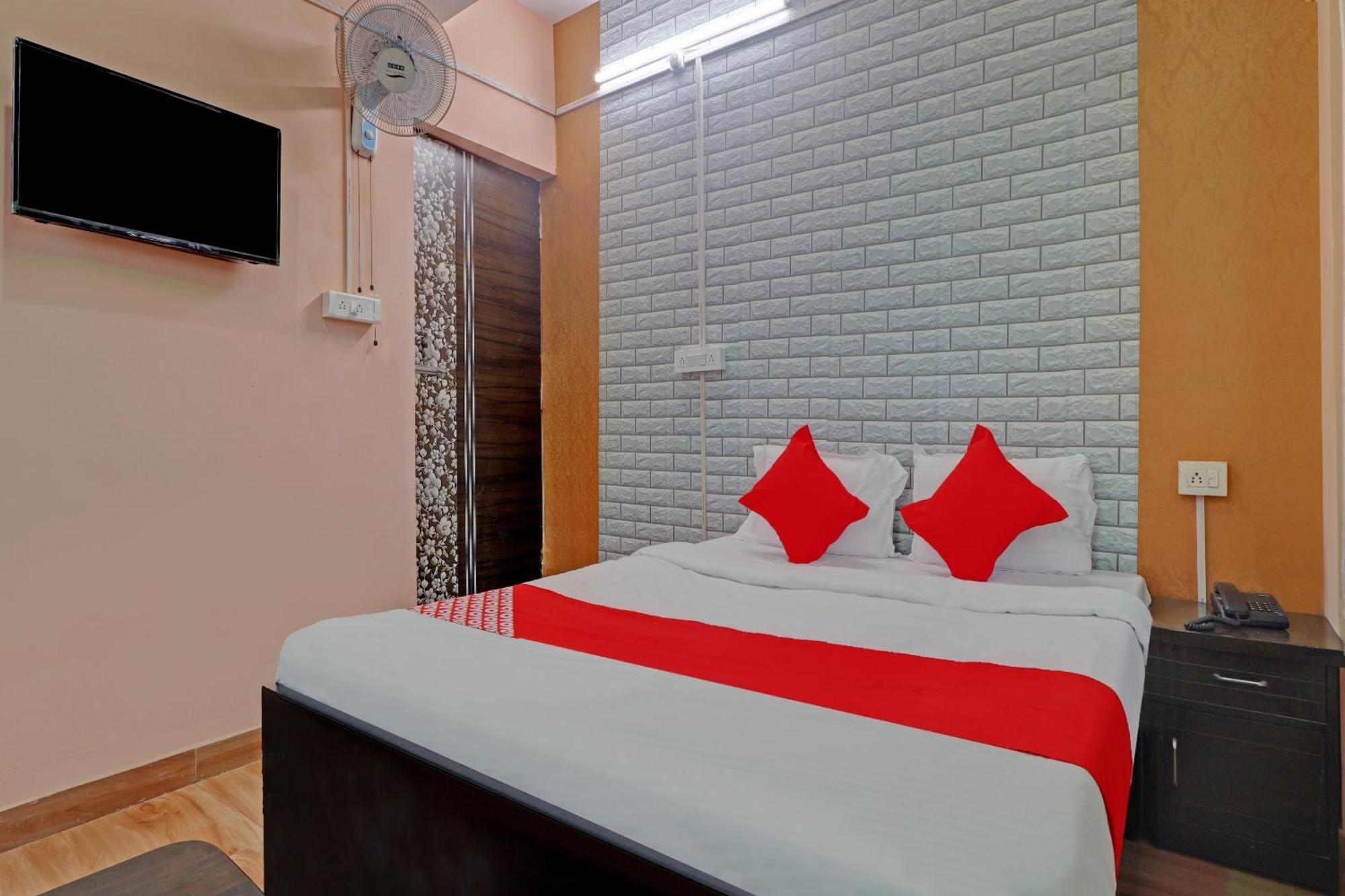 Hotel O Ki & Kaa Danapur Esterno foto